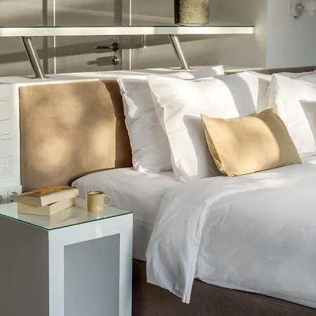 Momo Suites, Acropolis By Aura Homes Athens Room photo