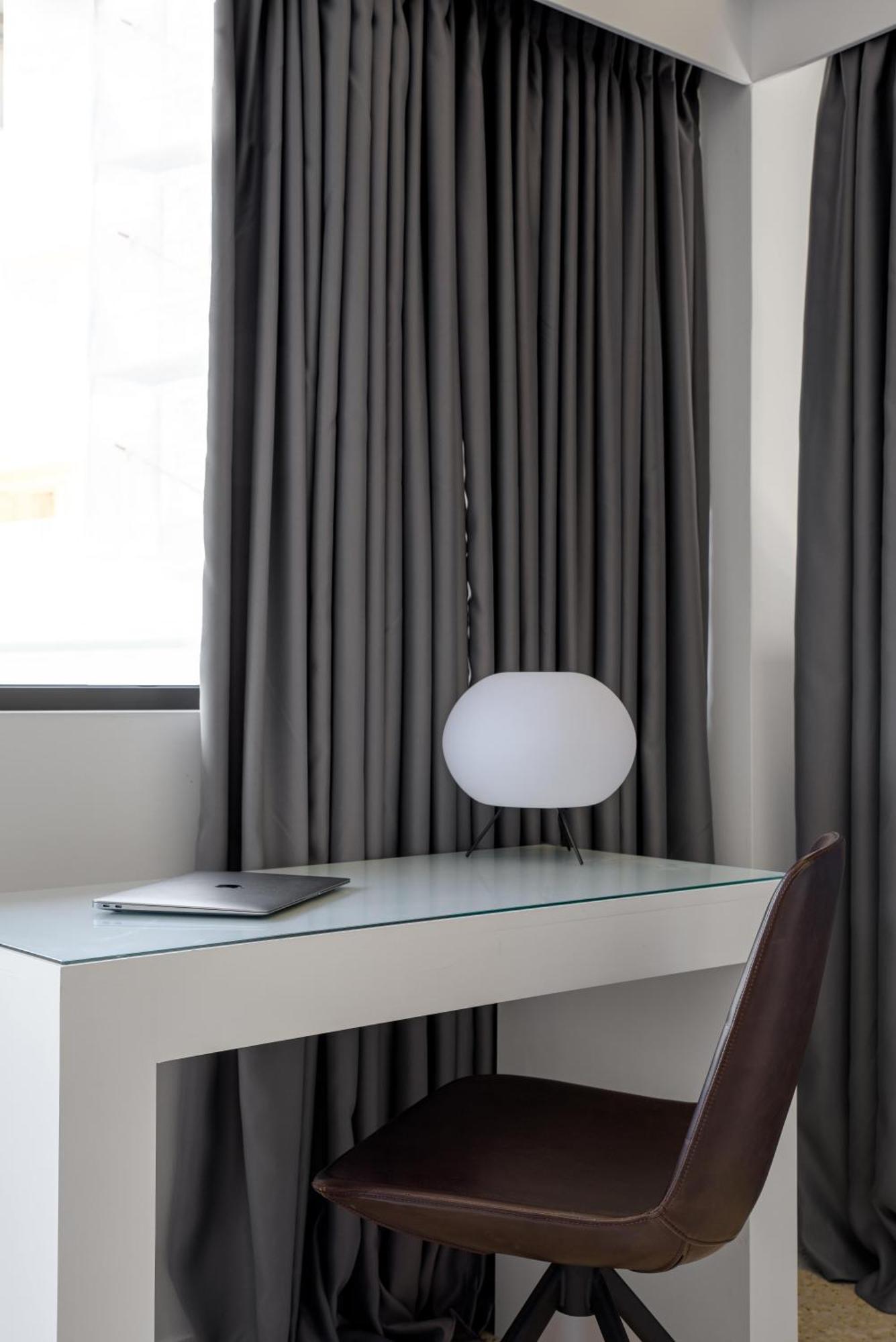 Momo Suites, Acropolis By Aura Homes * Athens