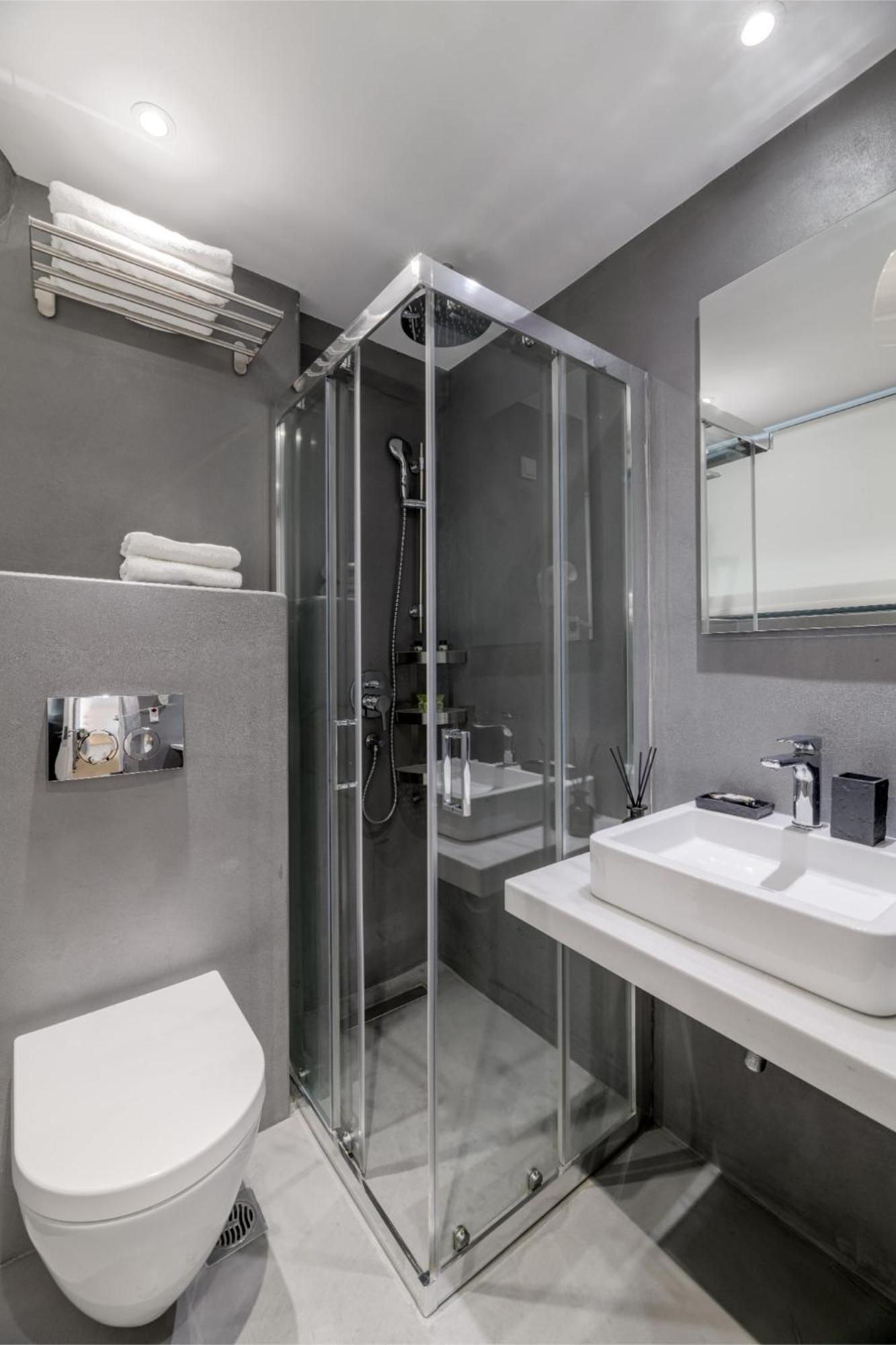Momo Suites, Acropolis By Aura Homes Apartment