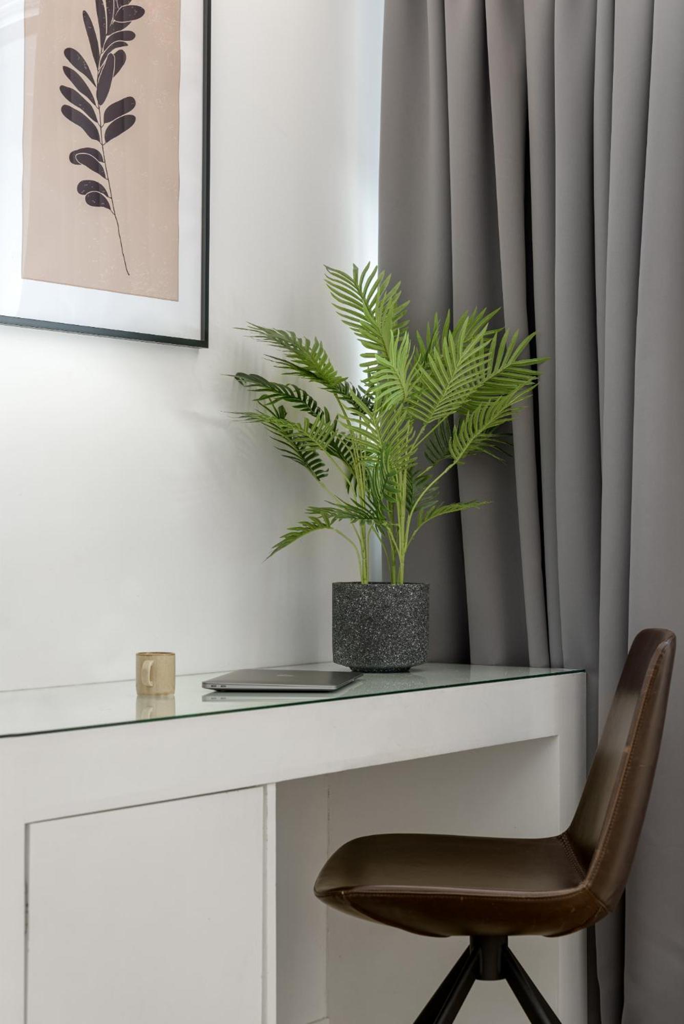 Momo Suites, Acropolis By Aura Homes Apartment *